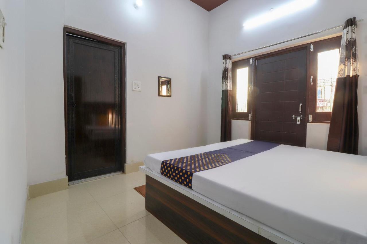 Spot On 75178 Hotel Arman Roorkee Kültér fotó