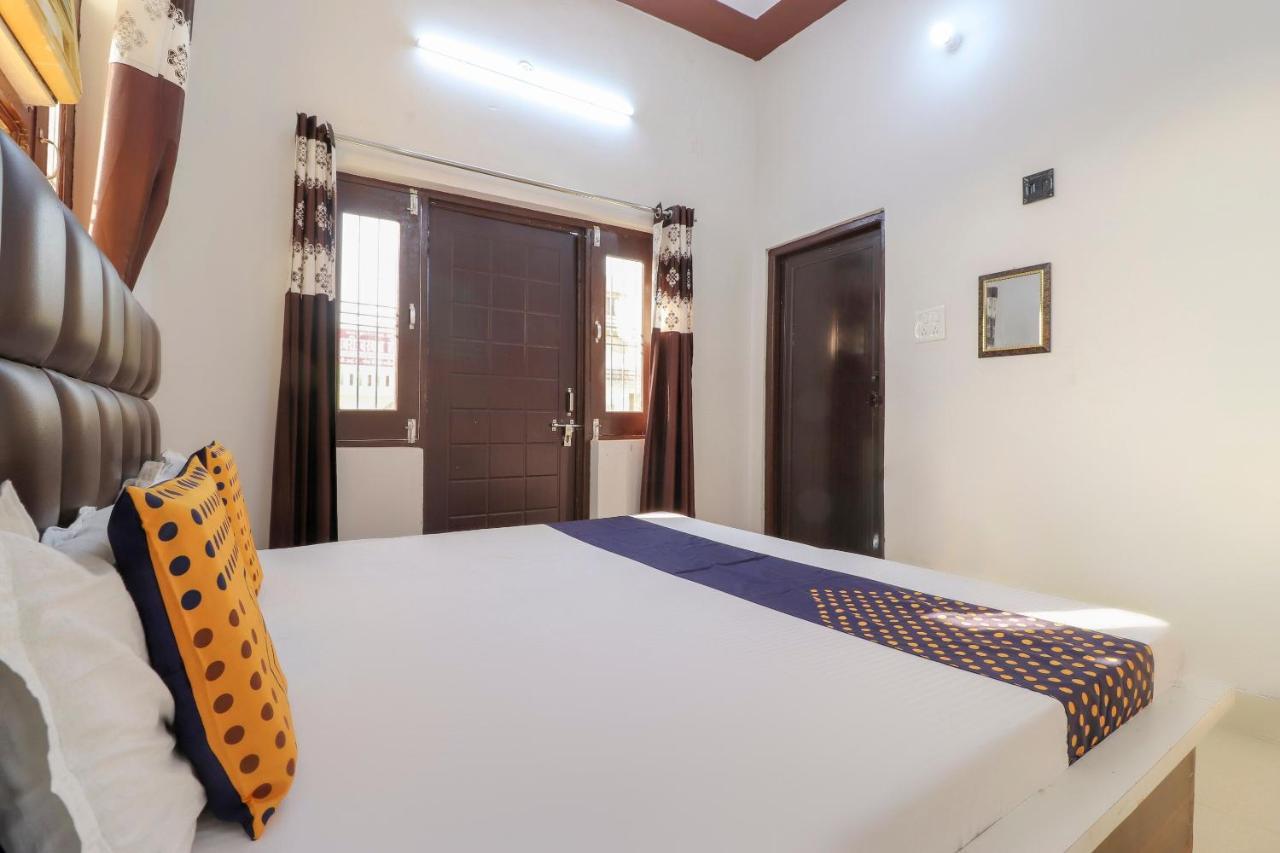 Spot On 75178 Hotel Arman Roorkee Kültér fotó