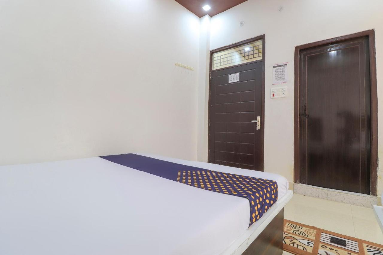 Spot On 75178 Hotel Arman Roorkee Kültér fotó